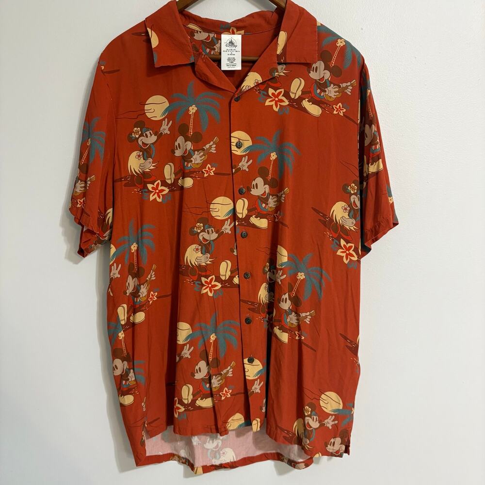 Disney Store Mickey & Minnie Mouse Hawaiian Red Shirt Button Down Men's Large